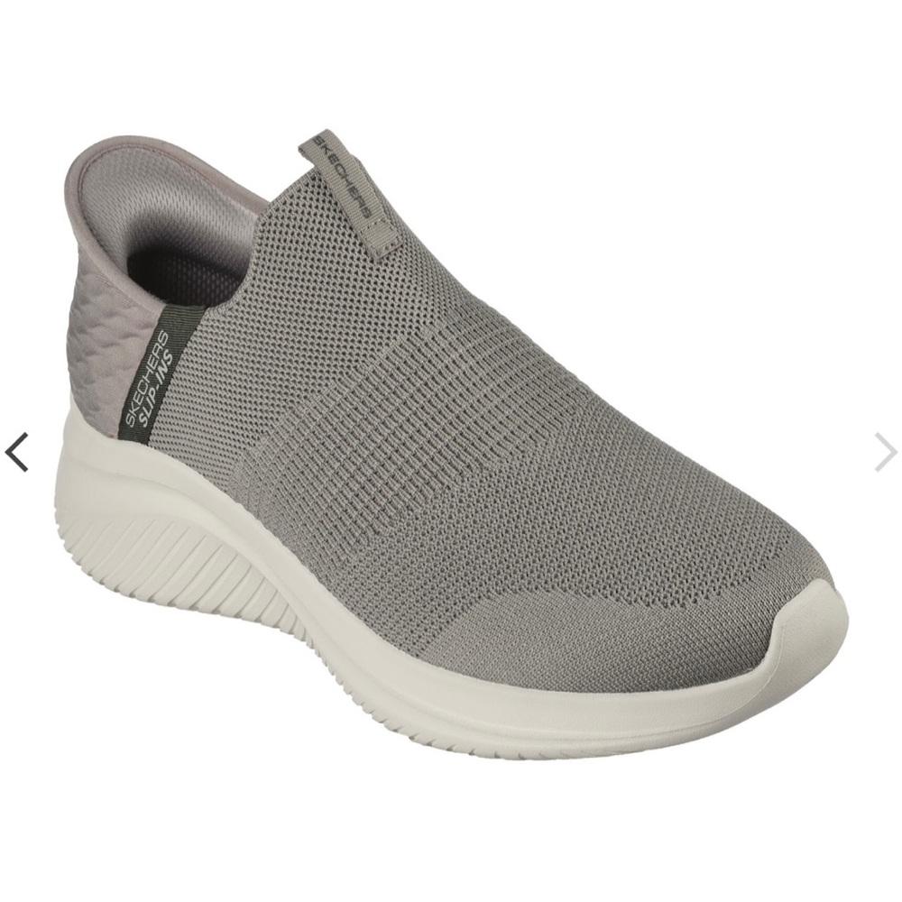 Men’s New slip-on Sketchers 10.5 W